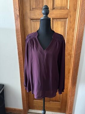 V-Neck Lace Shoulder Blouse in Deep Plum